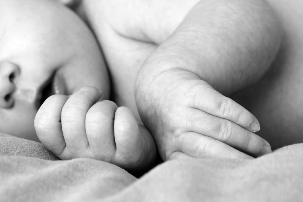 baby born with teeth