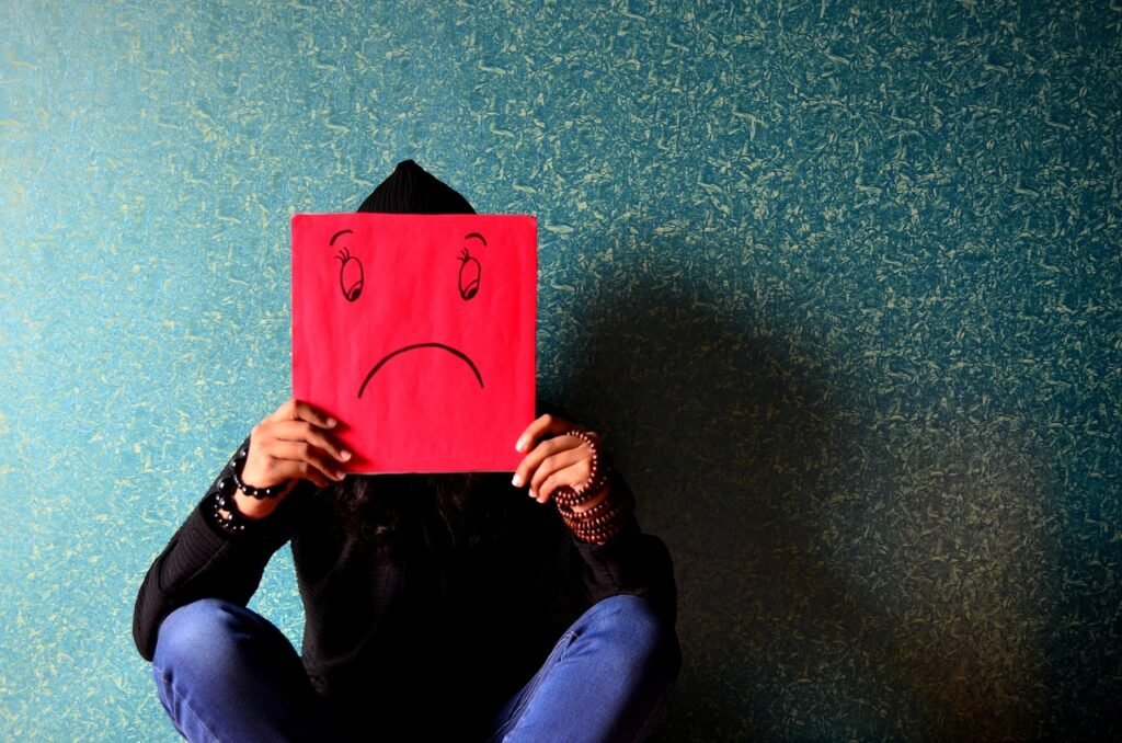 ​signs of emotional trauma in adults